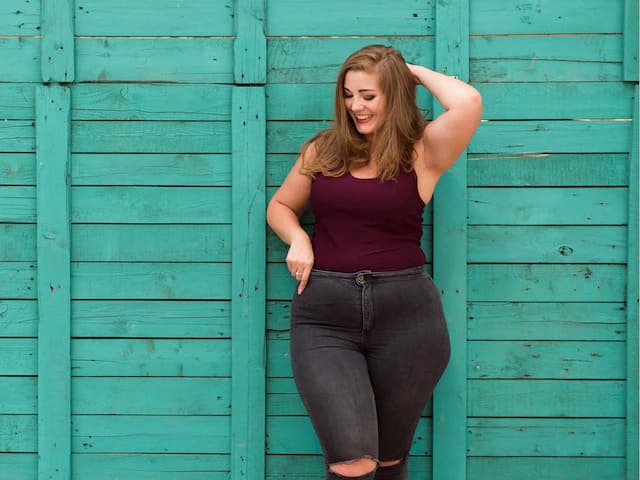 Outfits for Curvy Women